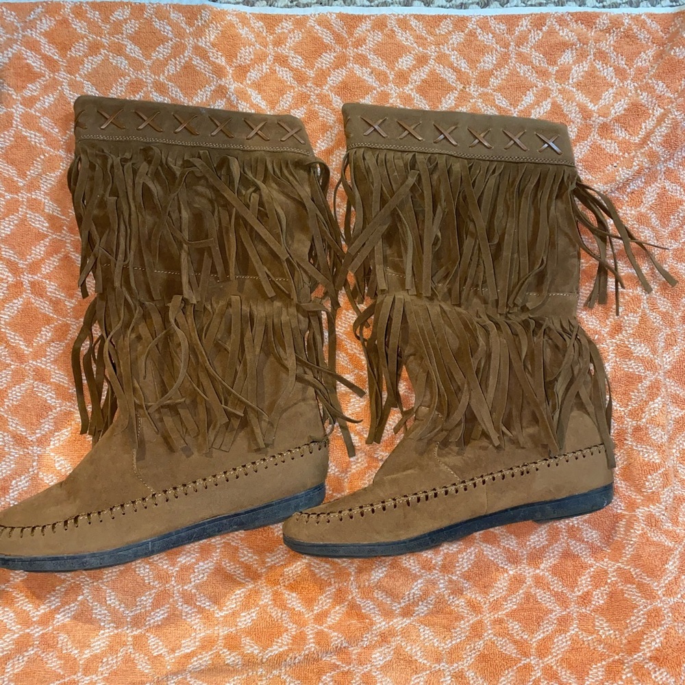 Boots!